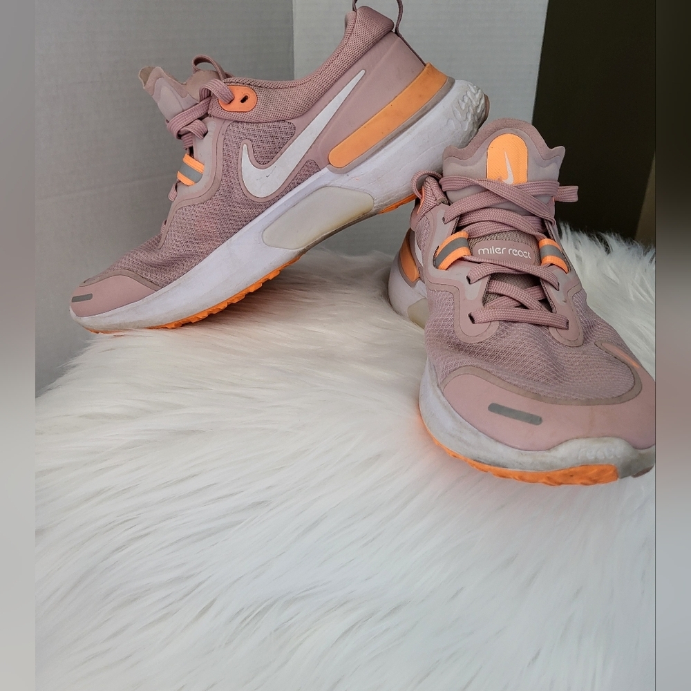Nike Women's Pink and Orange Sneakers, Size - Picture 2 of 7